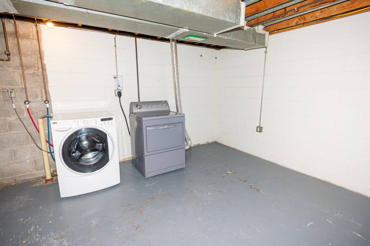 Townhouse for rent at 1517 Woods Ave, Normal, IL 61761