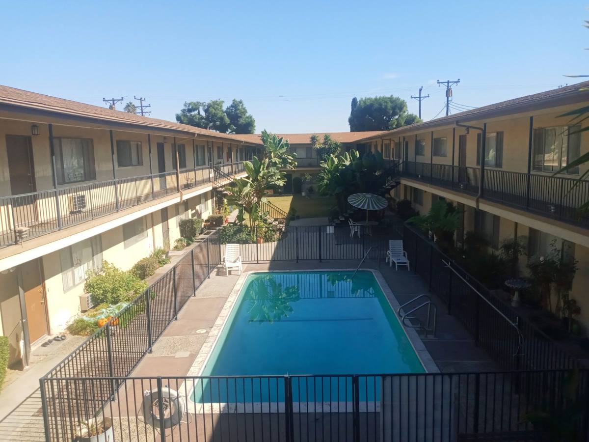 Apartment for rent at 413 S New Ave, Monterey Park, CA 91754