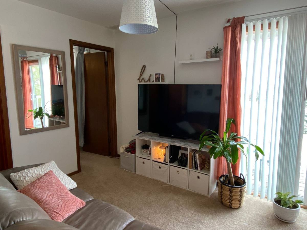 Apartment for rent at 105 Jewel Dr, Ames, IA 50010
