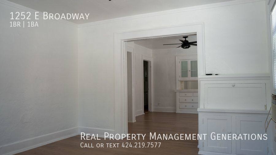 Apartment for rent at 1252 E Broadway, Long Beach, CA 90802