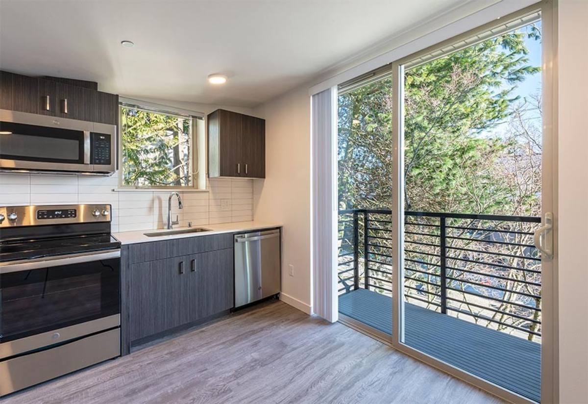 Sienna, 207 18th Ave, Seattle, WA 98122 - Apartment for Rent - Image 1