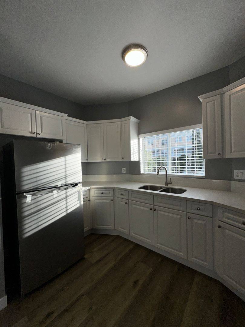 Apartment for rent at 1514-1520 Pleasant Ave, Los Angeles, CA 90033