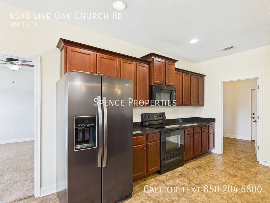 House for rent at 4546 Live Oak Church Rd, Crestview, FL 32539
