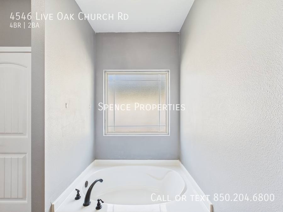 House for rent at 4546 Live Oak Church Rd, Crestview, FL 32539