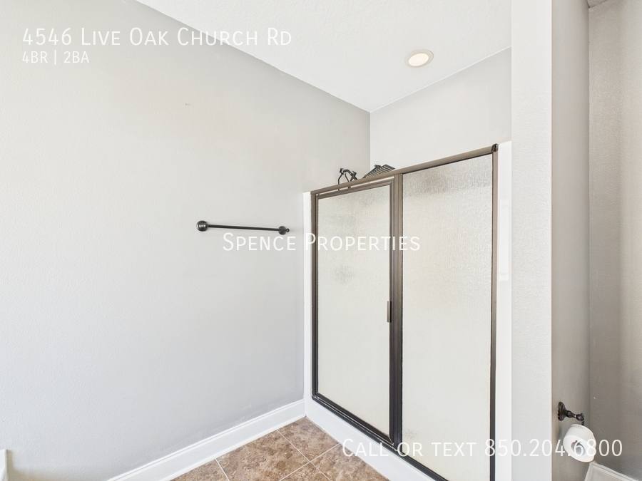 House for rent at 4546 Live Oak Church Rd, Crestview, FL 32539