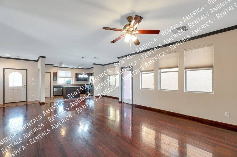 House for rent at 3745 E Kerry Lane, Phoenix, AZ 85050