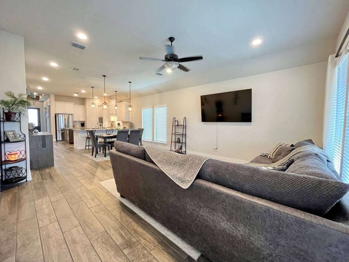 House for rent at 14158 Blind Bandit Creek, San Antonio, TX 78254