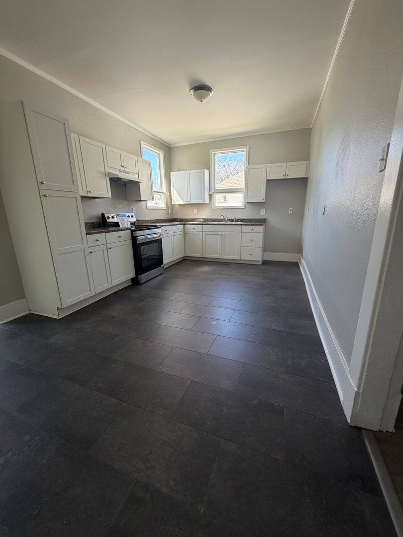 House for rent at 150 Arlington Ave, Jackson, TN 38301