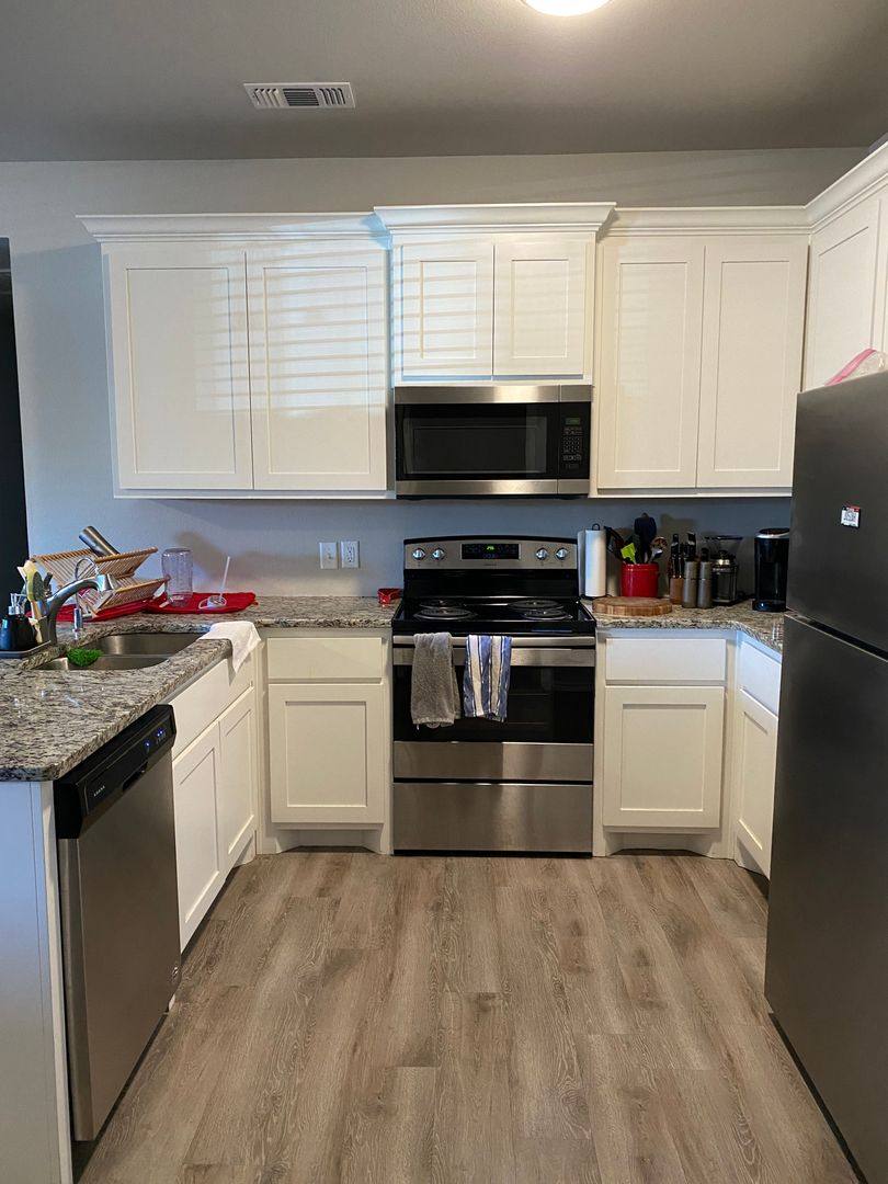 Apartment for rent at 525 N Chicago, Lubbock, TX 79416