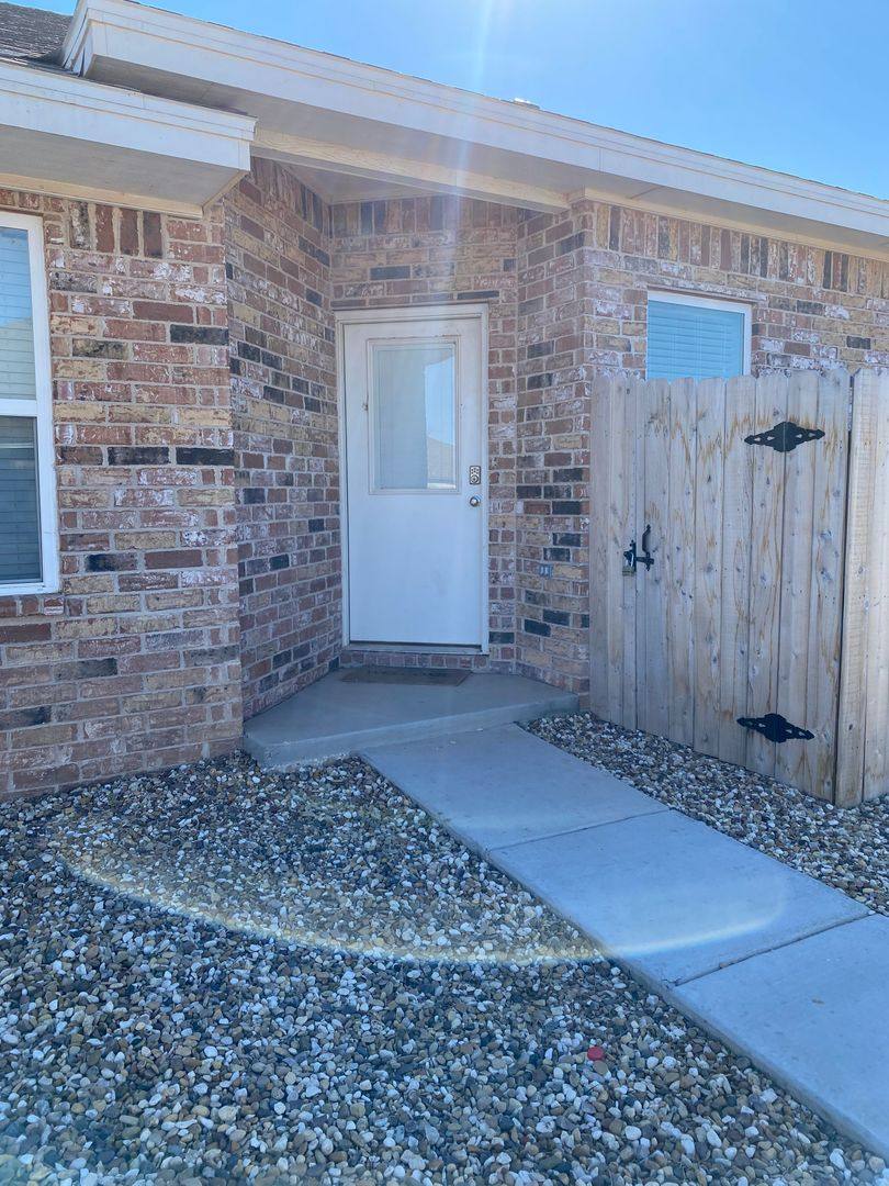 Apartment for rent at 525 N Chicago, Lubbock, TX 79416