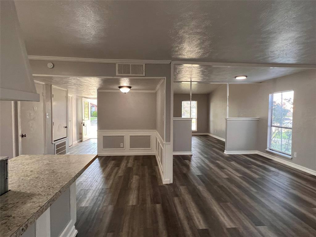 Apartment for rent at 8506 Woodside Rd, Rowlett, TX 75088