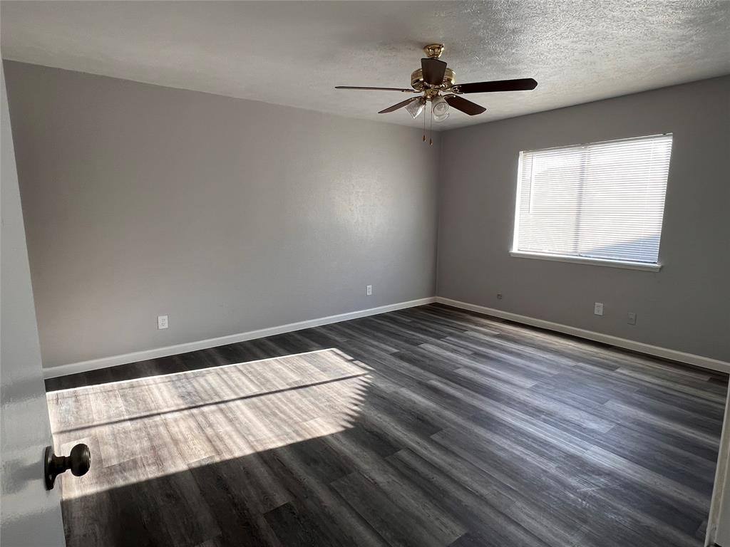 Apartment for rent at 8506 Woodside Rd, Rowlett, TX 75088