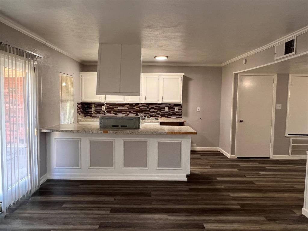 Apartment for rent at 8506 Woodside Rd, Rowlett, TX 75088