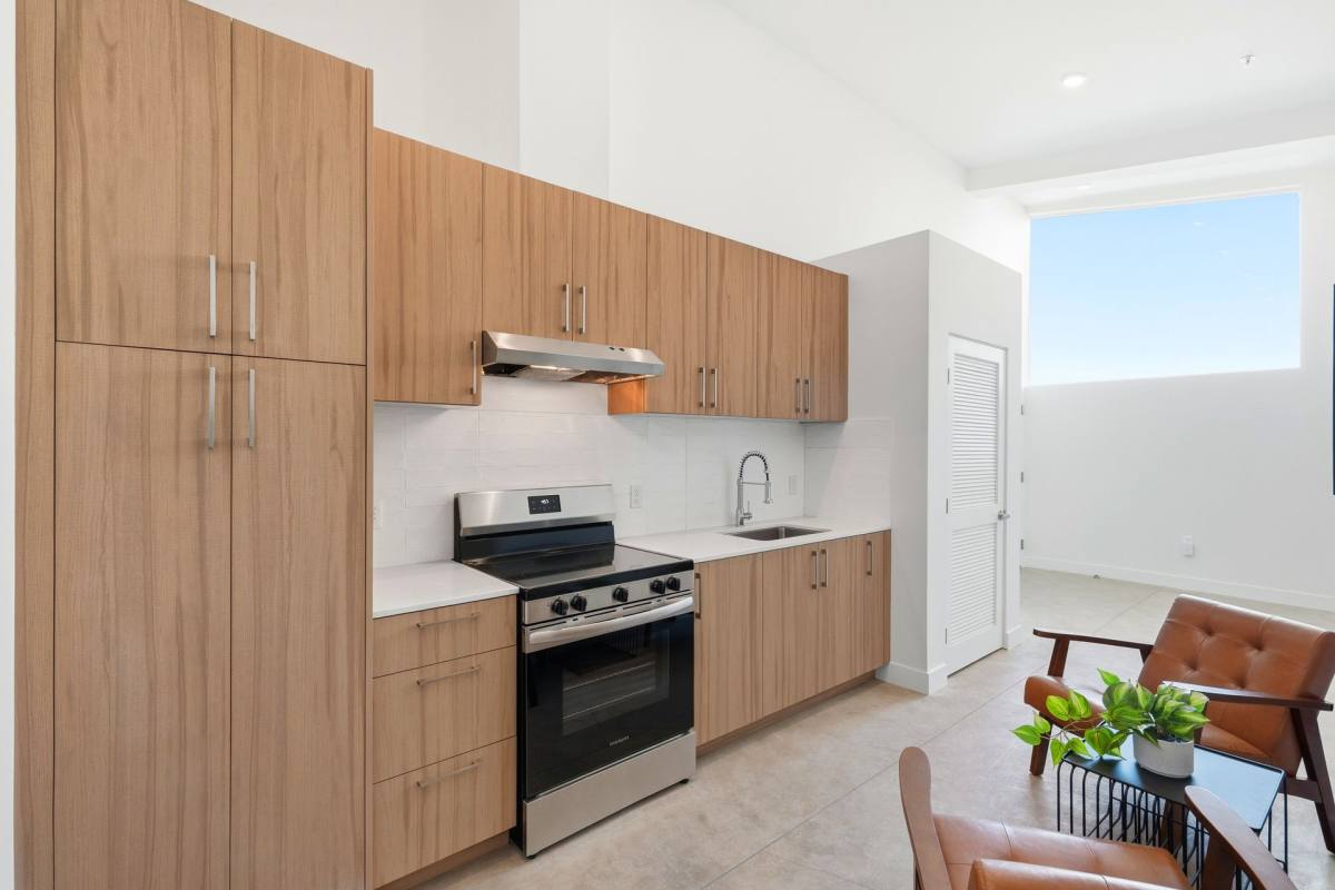 Apartment for rent at 2735 E 6th St, Los Angeles, CA 90023