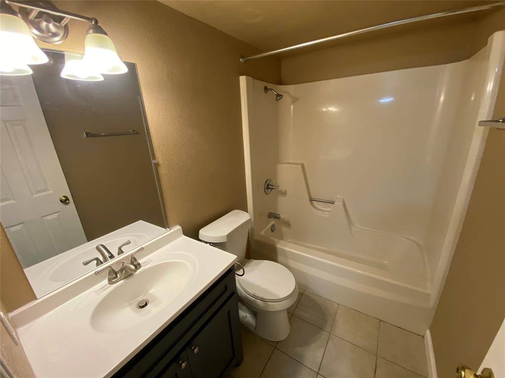 Apartment for rent at 241 N Sherman St #241A, Palmer, TX 75152