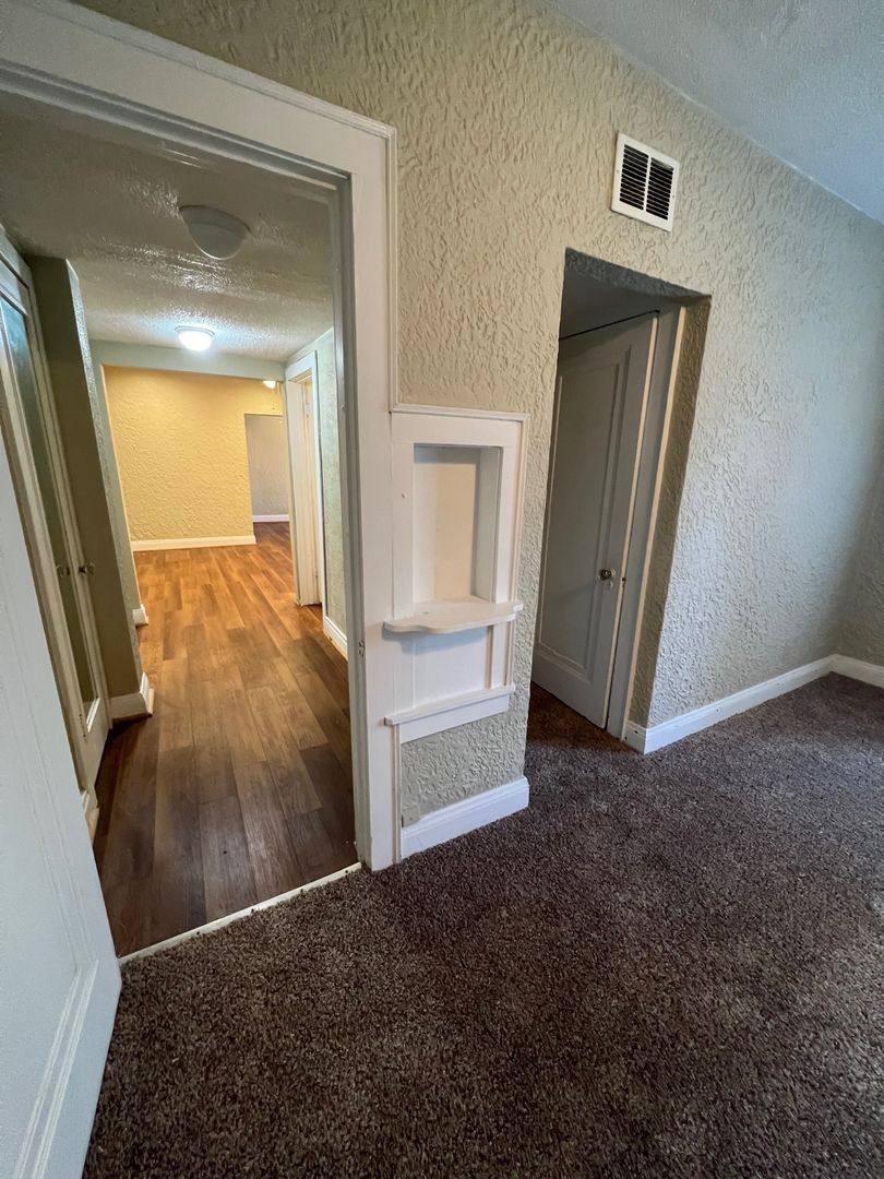 Apartment for rent at 133 & 143 N Riverview Dr, Kalamazoo, MI 49004