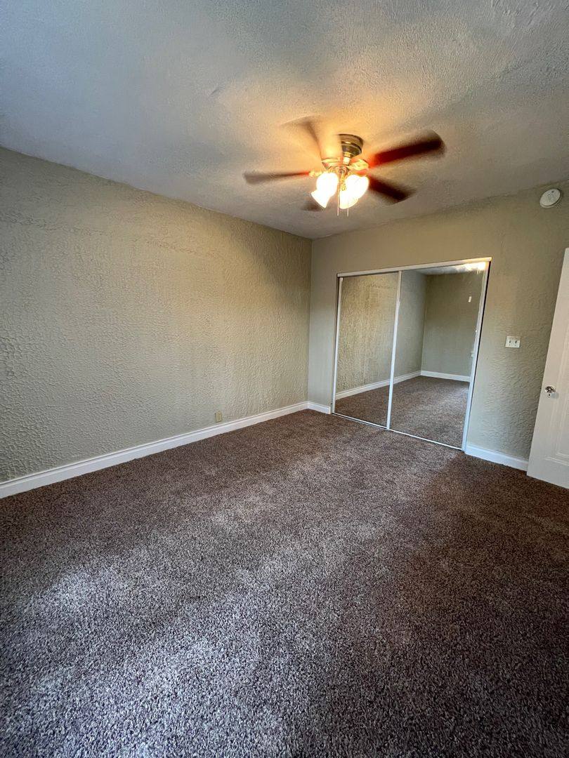 Apartment for rent at 133 & 143 N Riverview Dr, Kalamazoo, MI 49004