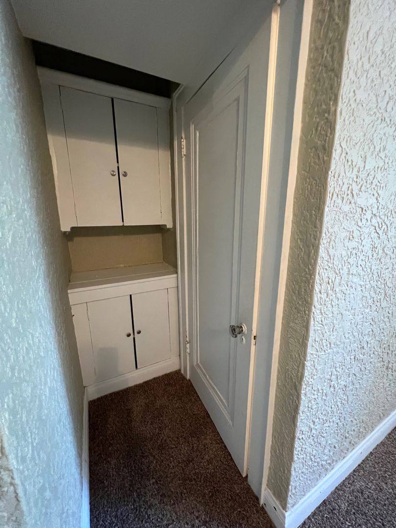 Apartment for rent at 133 & 143 N Riverview Dr, Kalamazoo, MI 49004