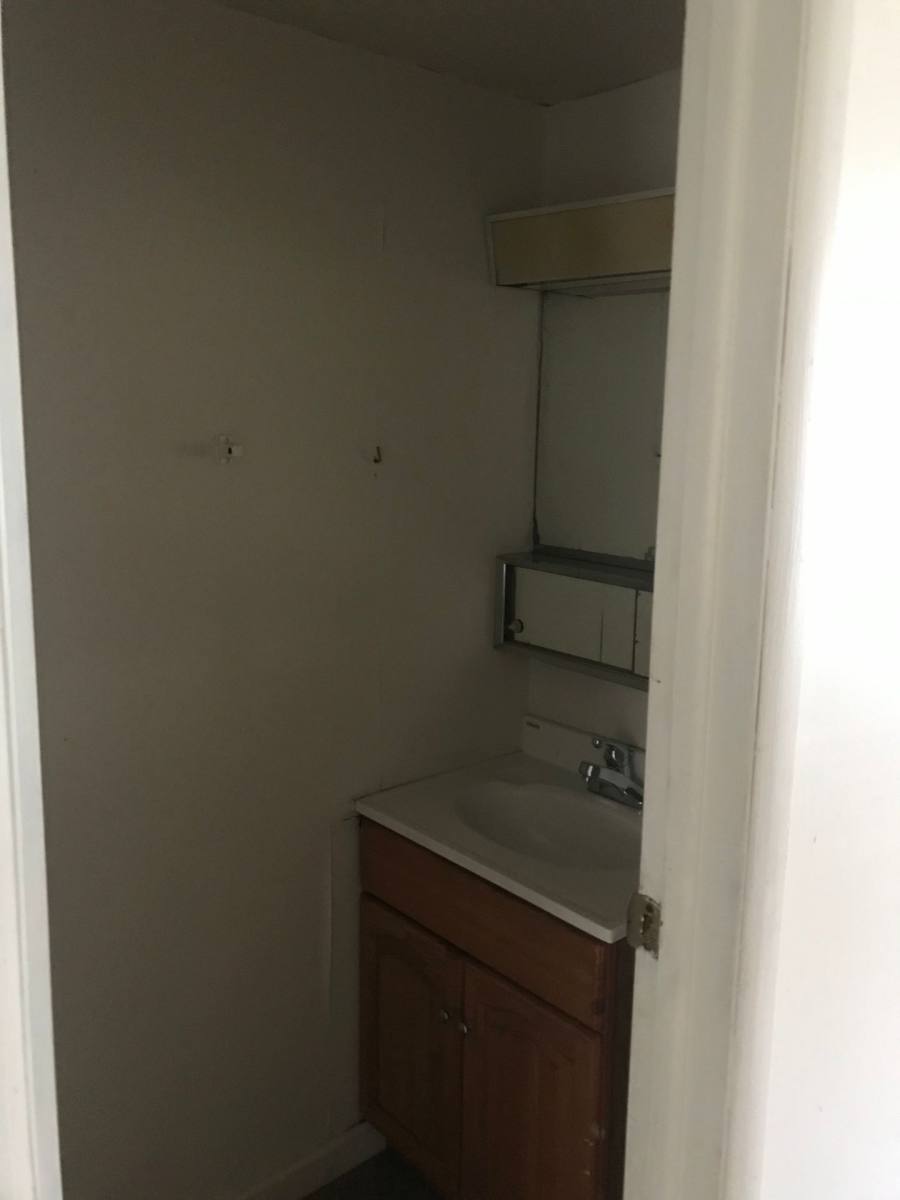 Apartment for rent at 500 W Freeman, Carbondale, IL 62901