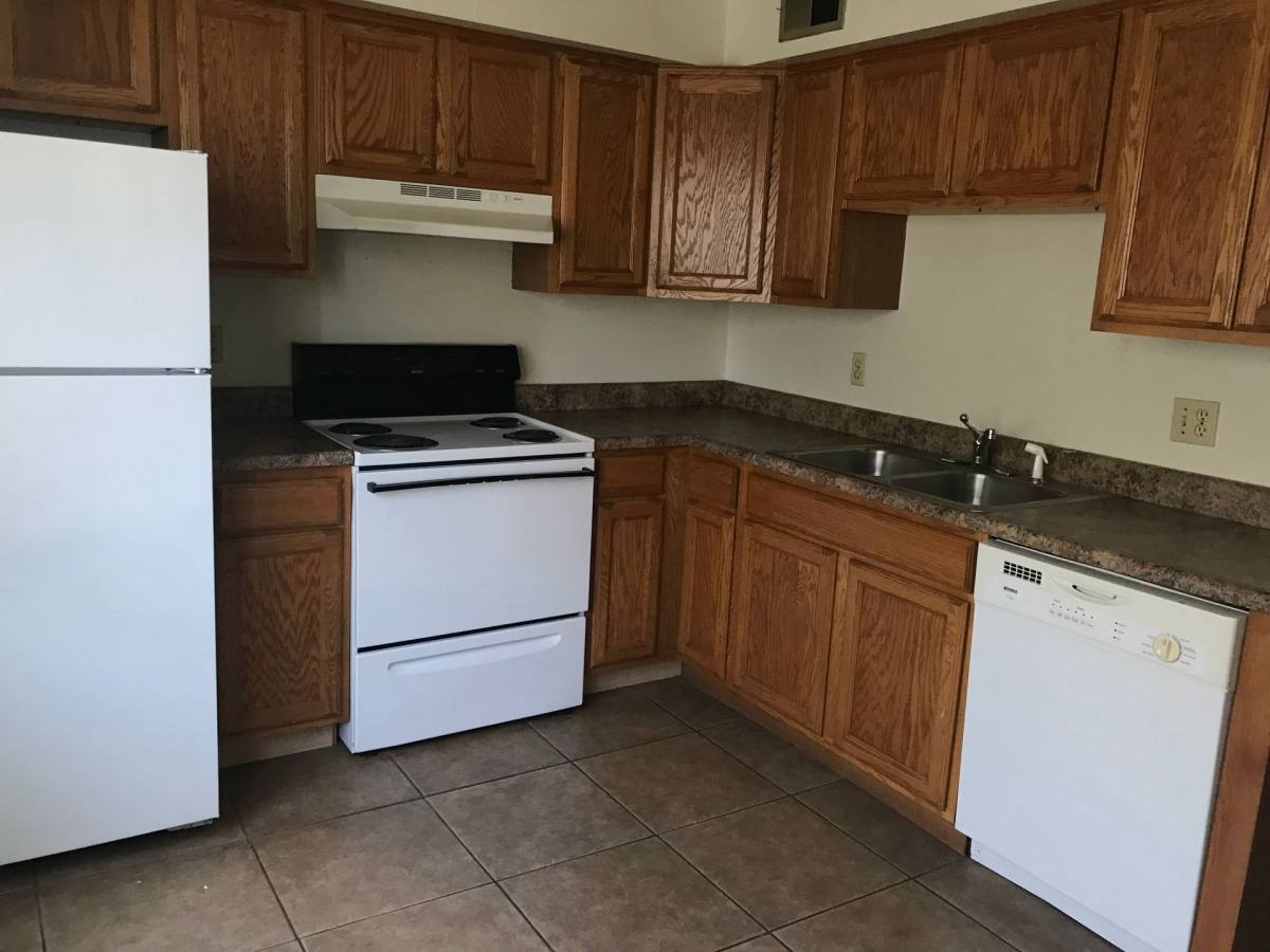 Apartment for rent at 500 W Freeman, Carbondale, IL 62901