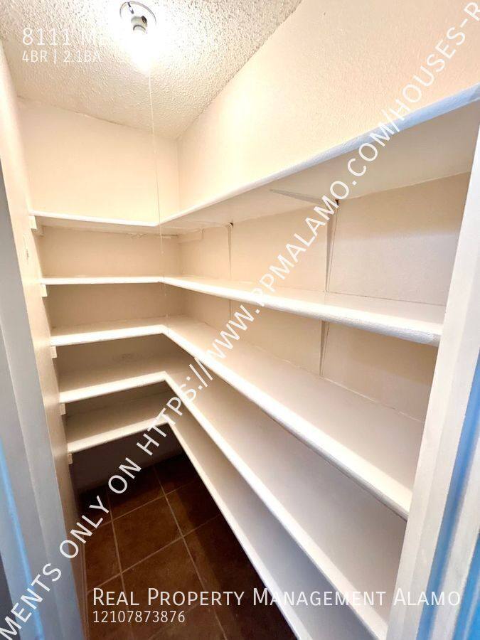 House for rent at 8111 Mescal Trail, San Antonio, TX 78244