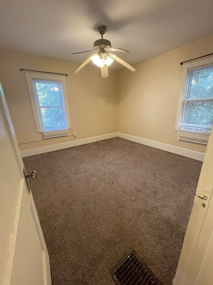 Apartment for rent at 416 Pearl St, Ypsilanti, MI 48197