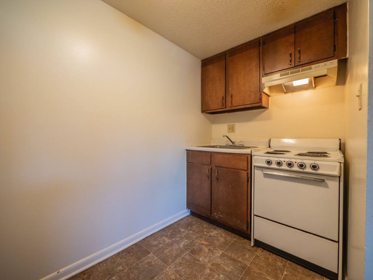 Apartment for rent at 1121-1115 N College Dr, Maryville, MO 64468