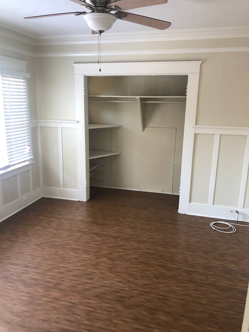 Apartment for rent at 431 Rose Ave, Long Beach, CA 90802