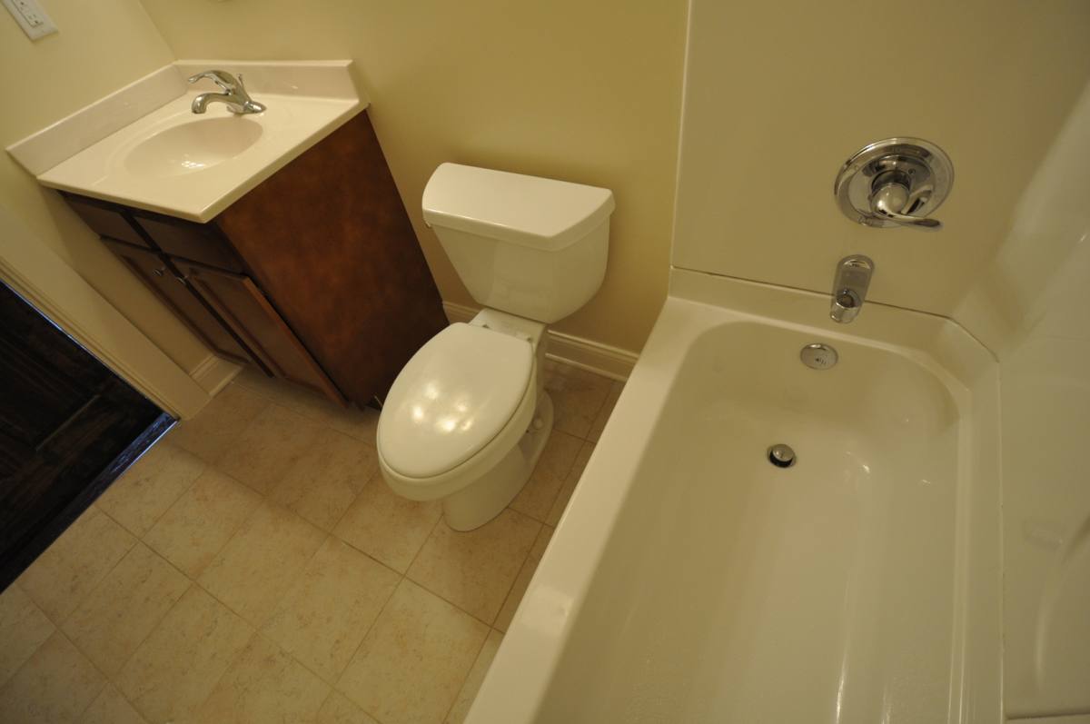 House for rent at 621 Golfview Dr, Lexington, KY 40504
