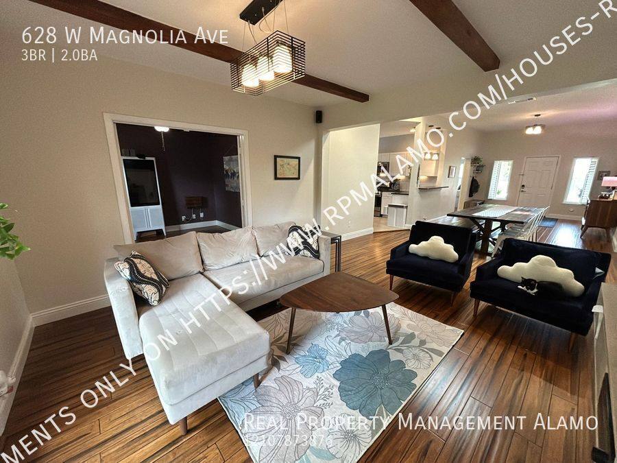 House for rent at 628 W Magnolia Ave, San Antonio, TX 78212