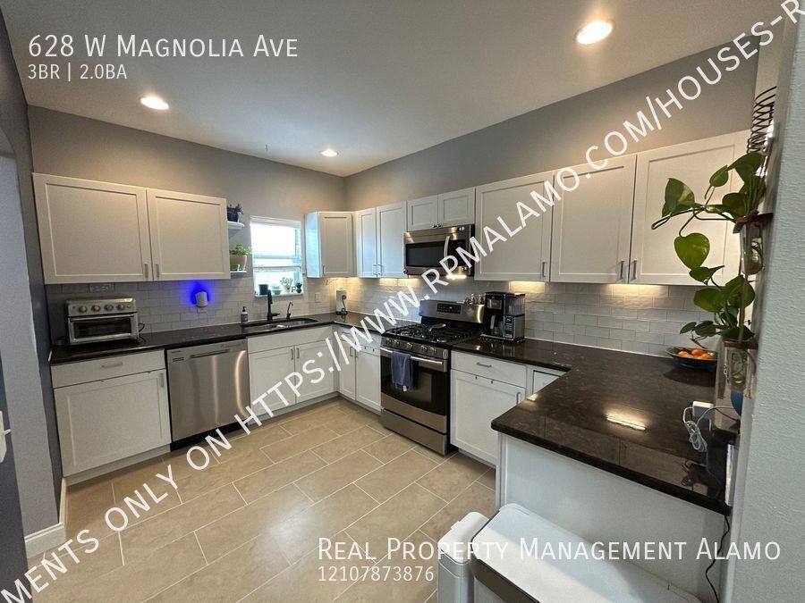 House for rent at 628 W Magnolia Ave, San Antonio, TX 78212