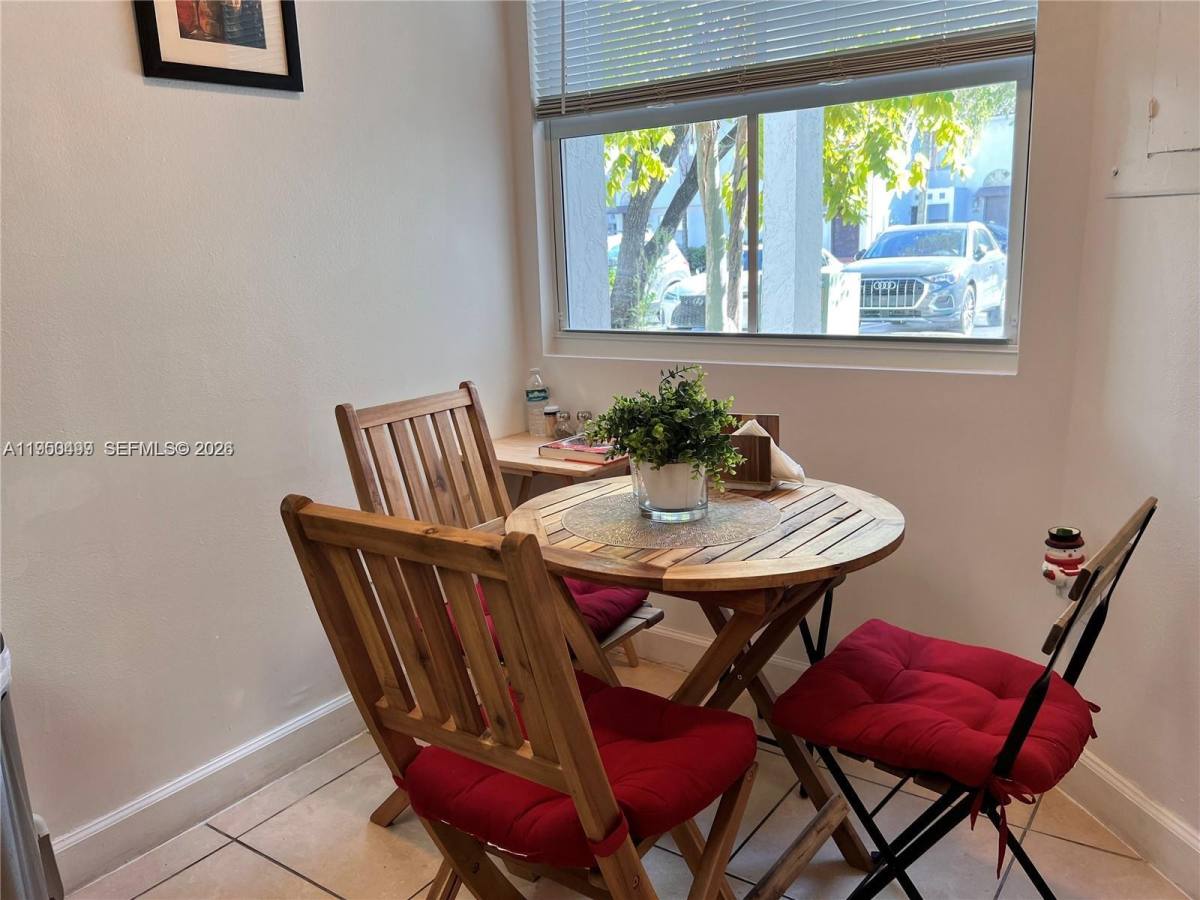 Apartment for rent at 9761 NW 49th Terrace #421, Miami, FL 33178