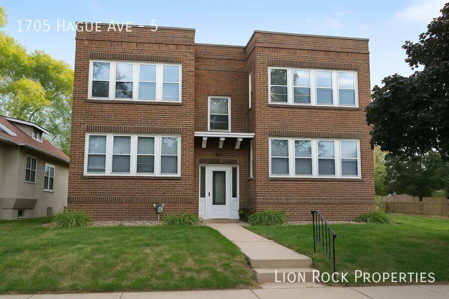 Apartment for rent at 1705 Hague Ave #5, Saint Paul, MN 55104