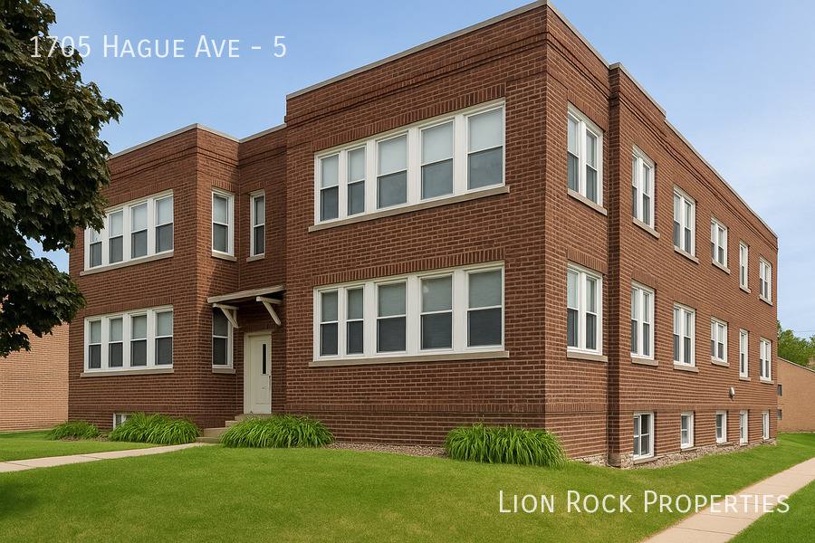 Apartment for rent at 1705 Hague Ave #5, Saint Paul, MN 55104