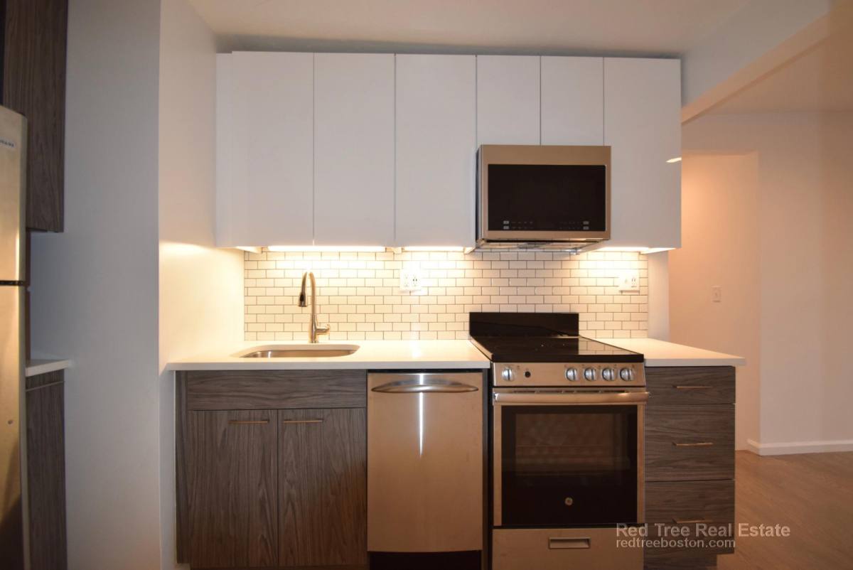 Apartment for rent at 19 Peterborough St #17, Boston, MA 02215