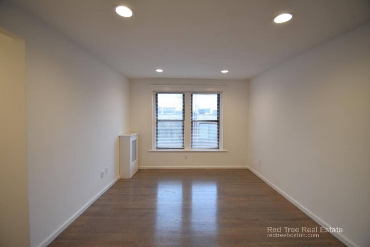 Apartment for rent at 19 Peterborough St #17, Boston, MA 02215