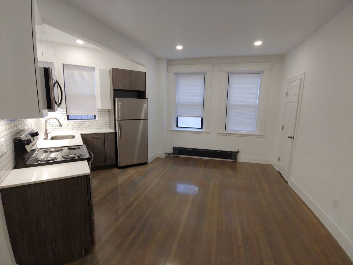 Apartment for rent at 11 Queensberry St #15, Boston, MA 02215