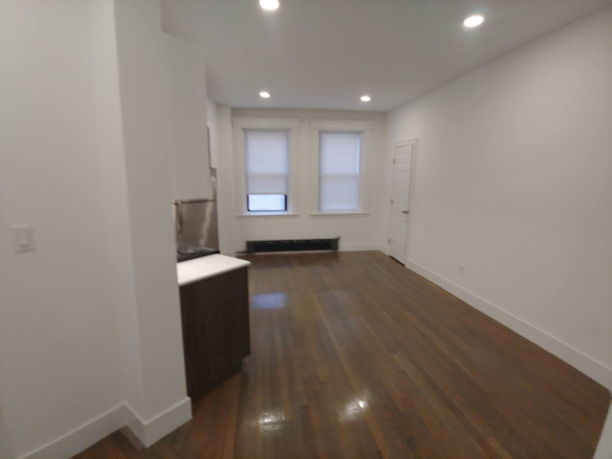 Apartment for rent at 11 Queensberry St #15, Boston, MA 02215