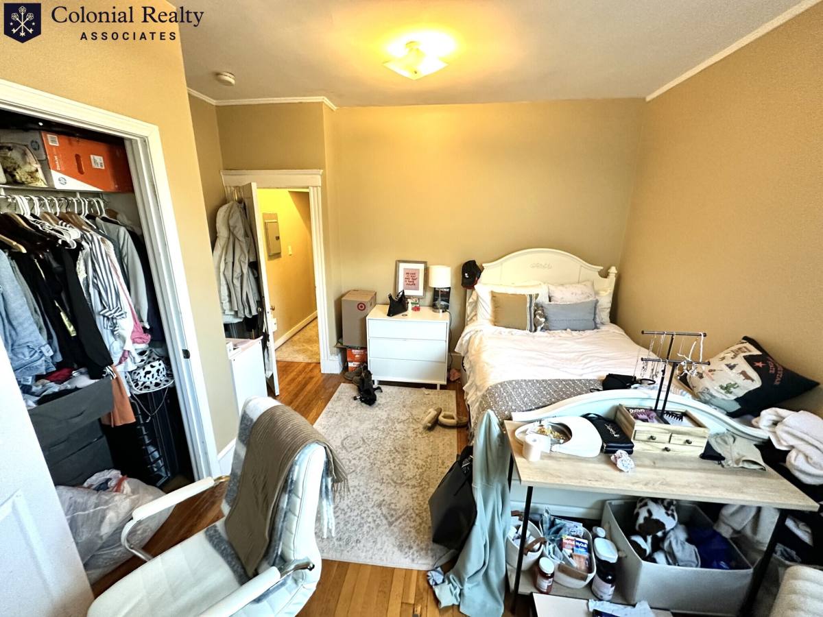 Apartment for rent at 68 Egmont St #5, Brookline, MA 02446