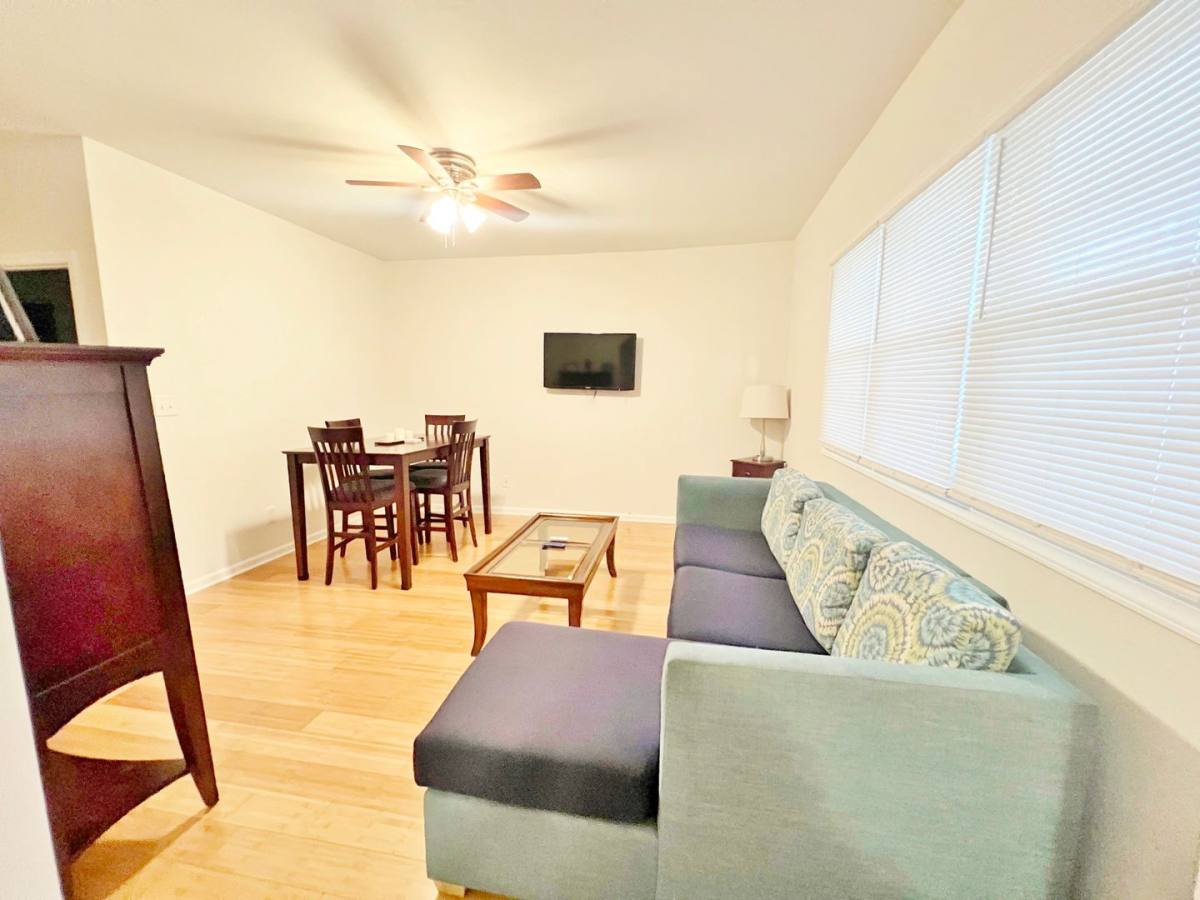 Apartment for rent at 224 W Queen St, Hampton, VA 23669