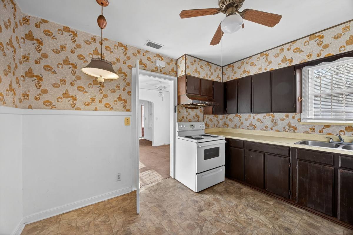 House for rent at 345 E 44th St, Jacksonville, FL 32208