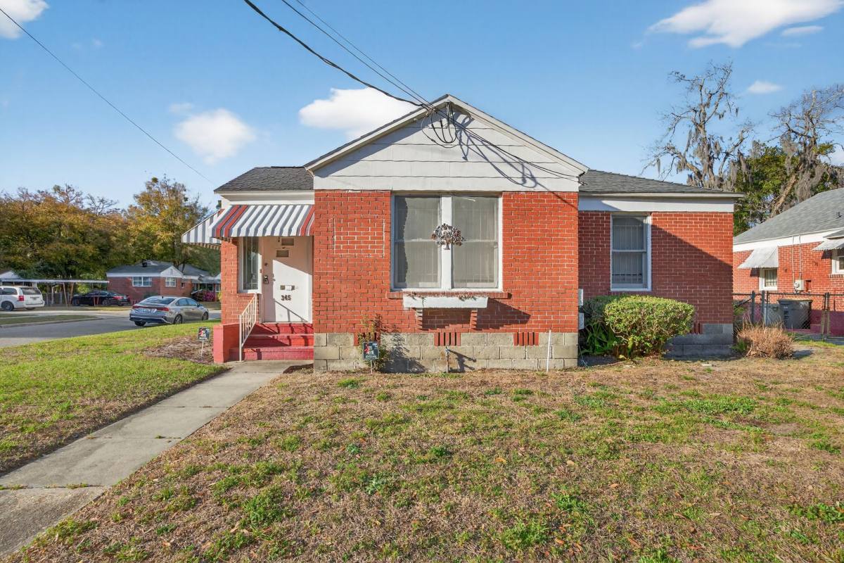House for rent at 345 E 44th St, Jacksonville, FL 32208
