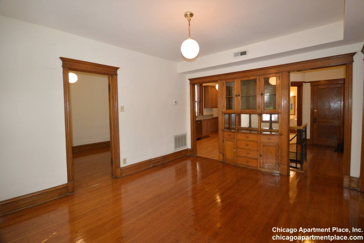 Apartment for rent at 3800 N Greenview Ave #1, Chicago, IL 60613