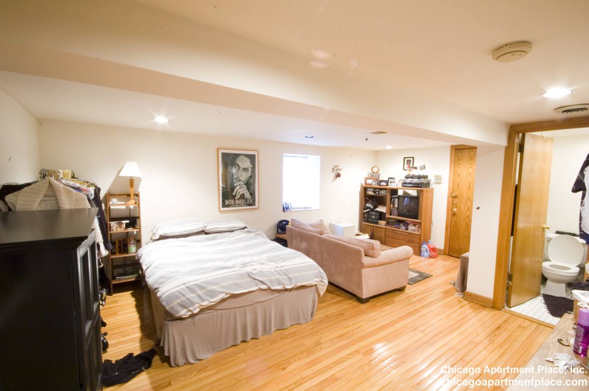 Apartment for rent at 1758 N Clybourn #1, Chicago, IL 60614