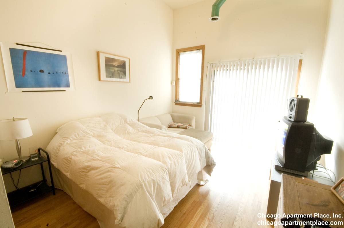Apartment for rent at 1758 N Clybourn #1, Chicago, IL 60614