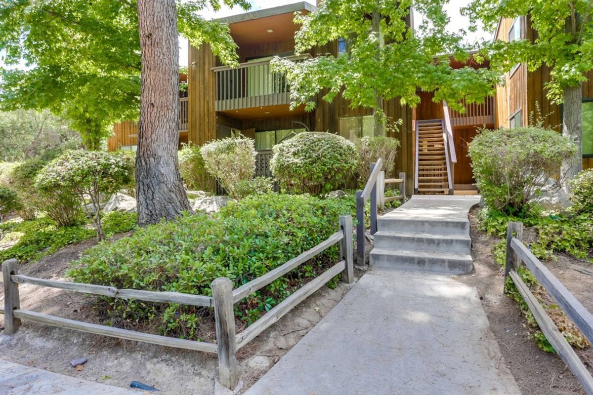 Apartment for rent at 2157 Arnold Way, Alpine, CA 91901