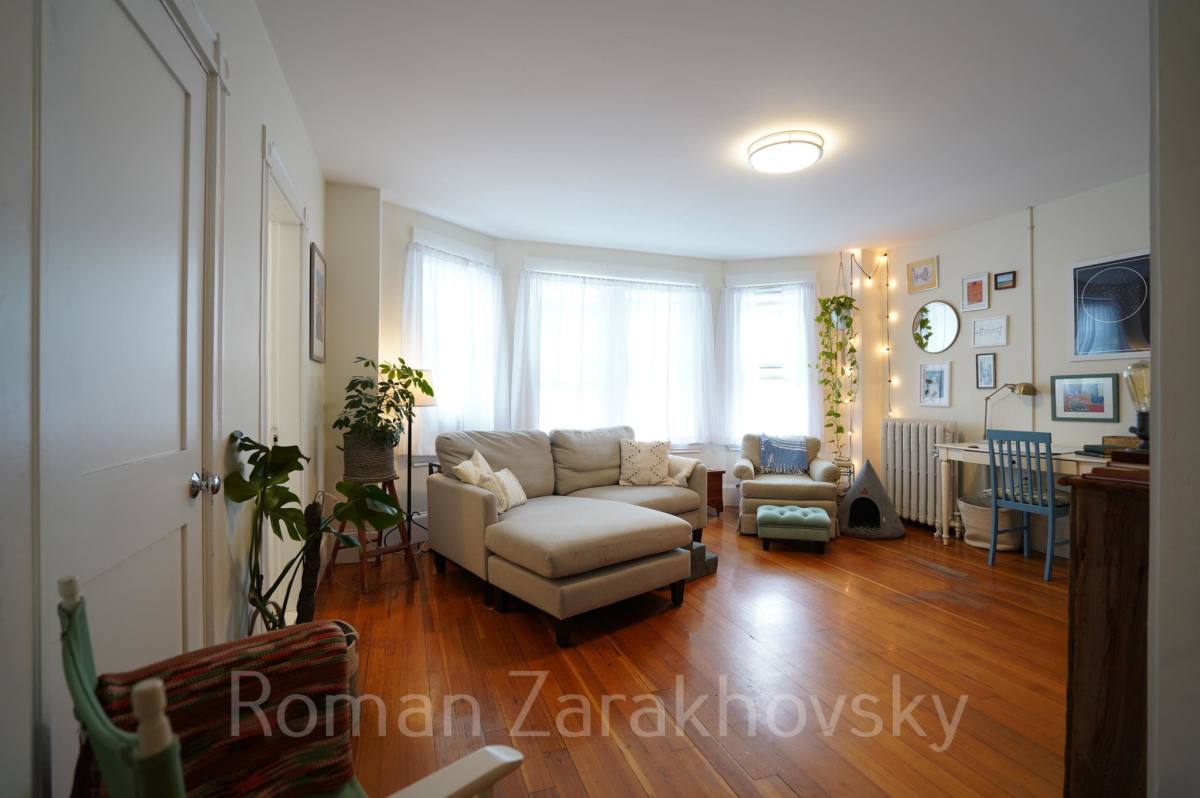 Apartment for rent at 81 Harvard St #22A, Brookline, MA 02445