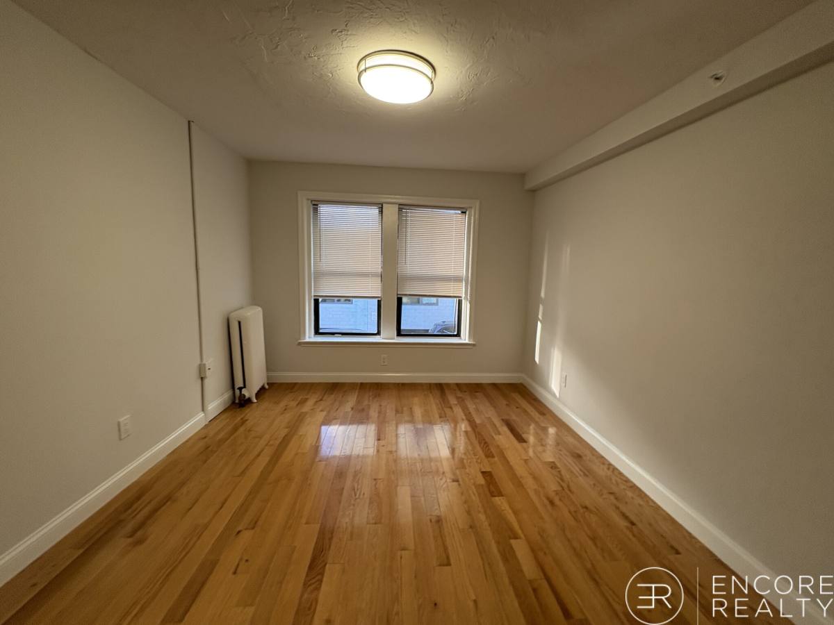 Apartment for rent at 19 Peterborough St #4, Boston, MA 02215