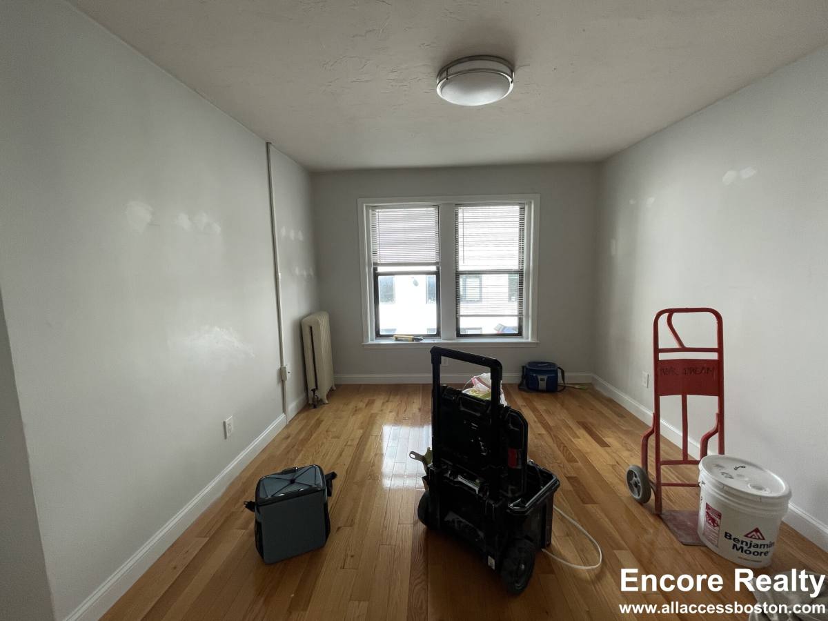 Apartment for rent at 19 Peterborough St #4, Boston, MA 02215