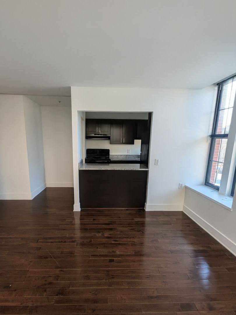 Apartment for rent at 720 Monmouth St, Trenton, NJ 08609